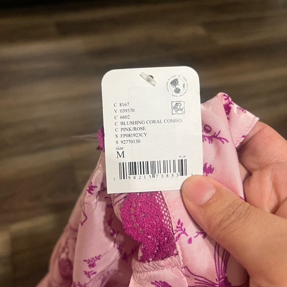 NWT Free People Women's Sleep Pajama Blushing Coral Combo Top Blouse Medium - Picture 7 of 7